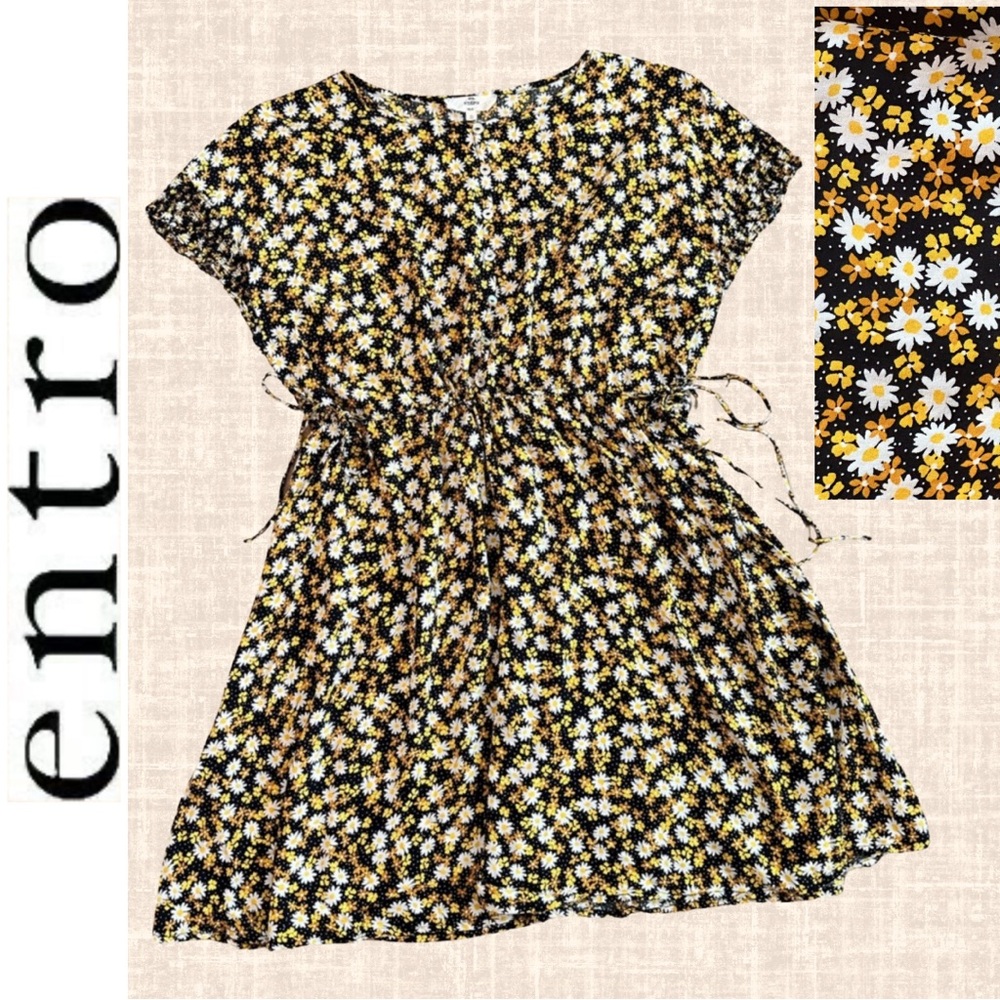 NWOT Entro Women Black Yellow White Daisy Mini Babydoll Dress w/Side Ties/Sz S